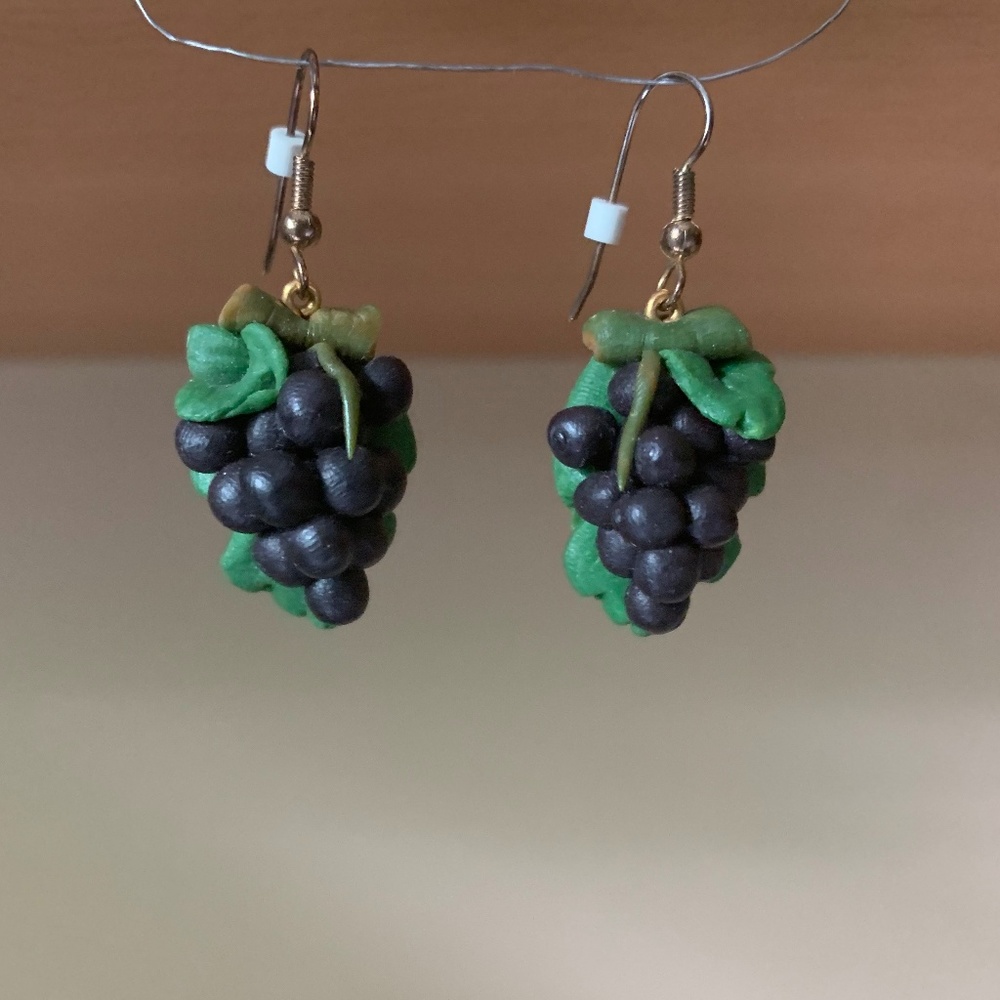 Grapevine earrings